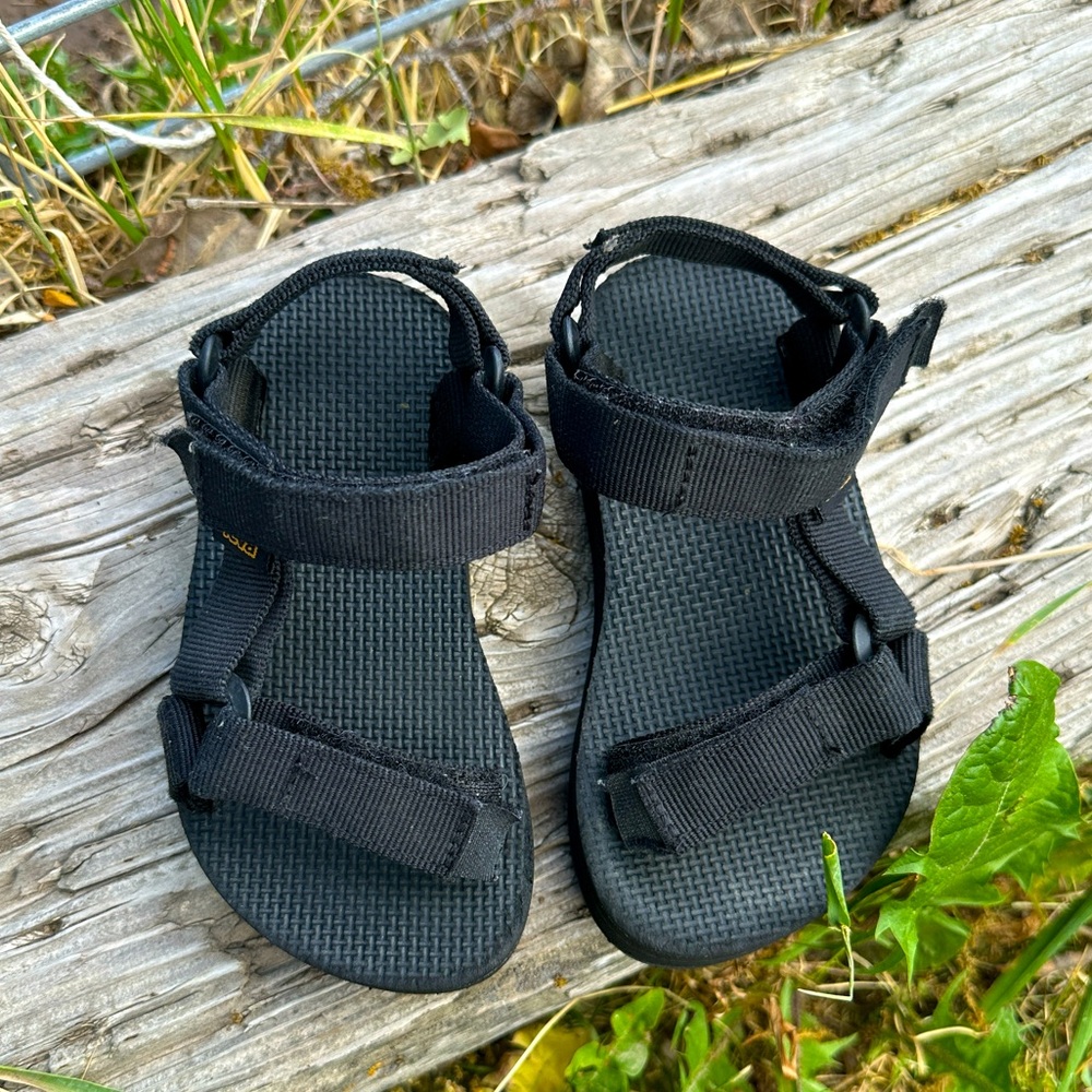 Kids Midform Teva